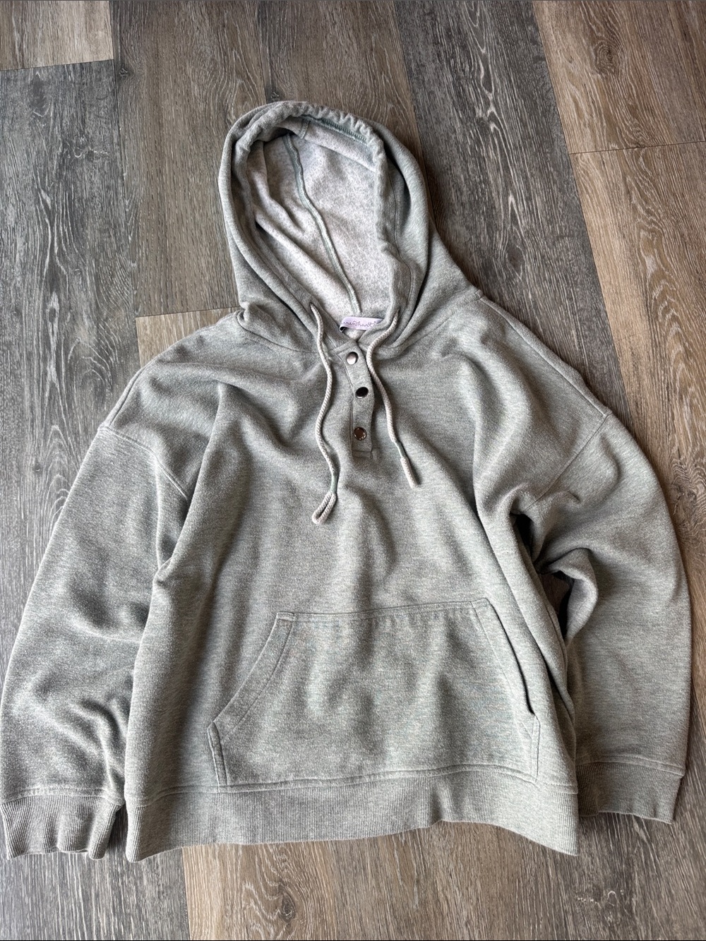 KEREN hart Light sage Hooded Pullover Sweatshirt